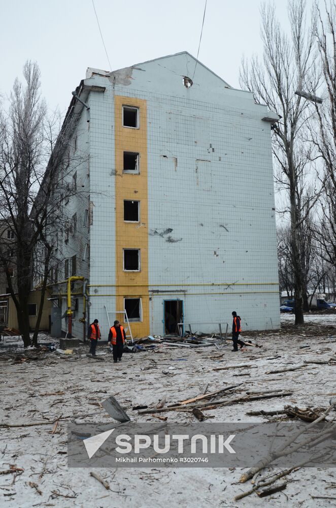 Aftermath of last night's shelling in Donetsk