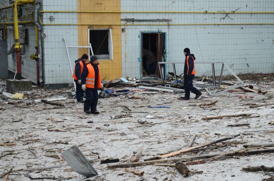 Aftermath of last night's shelling in Donetsk