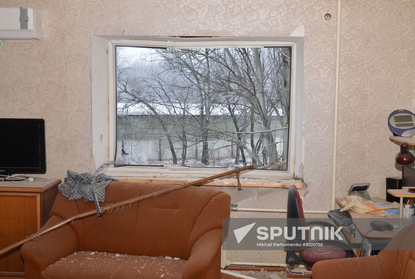 Aftermath of last night's shelling in Donetsk