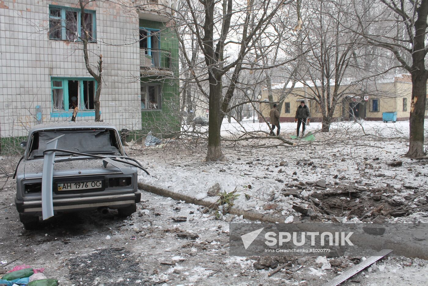 Aftermath of last night's shelling in Donetsk
