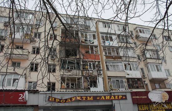 Aftermath of last night's shelling in Donetsk