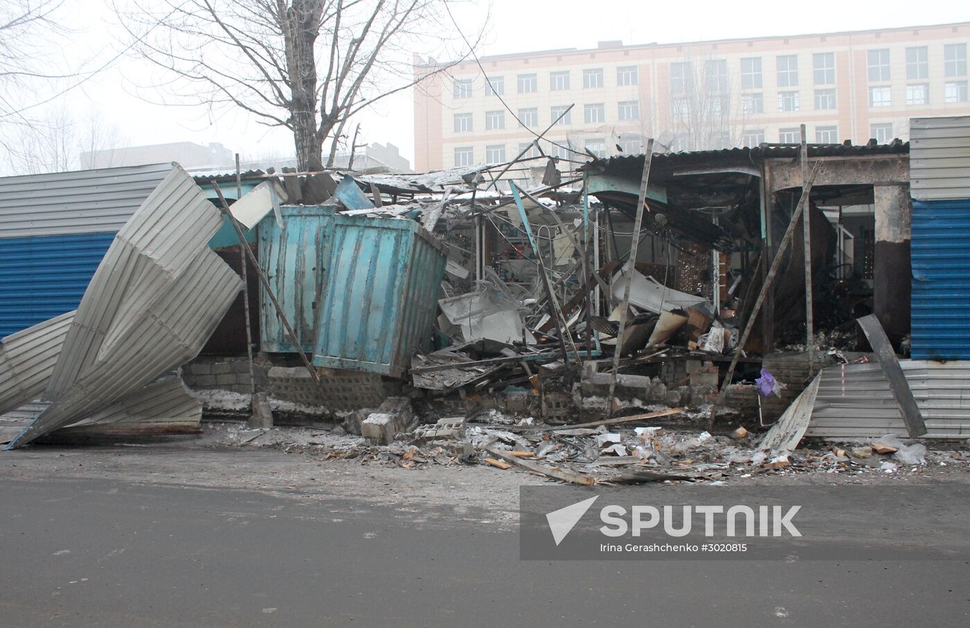 Aftermath of last night's shelling in Donetsk