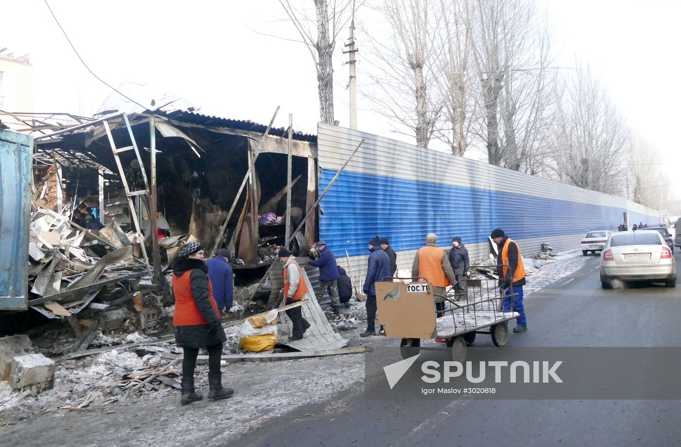 Aftermath of last night's shelling in Donetsk