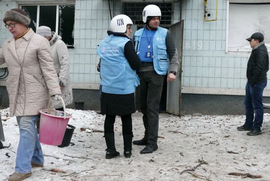 Aftermath of last night's shelling in Donetsk