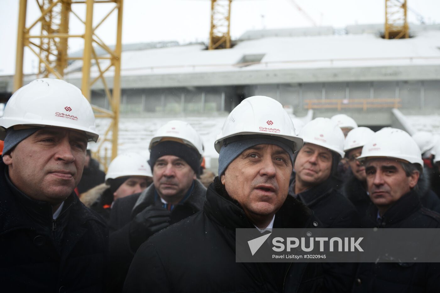 Vitaly Mutko visits Central Stadium modernization project in Yekaterinburg