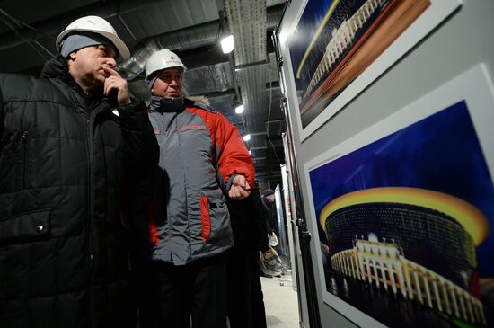 Vitaly Mutko visits Central Stadium modernization project in Yekaterinburg