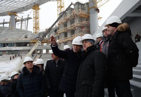 Vitaly Mutko visits Central Stadium modernization project in Yekaterinburg