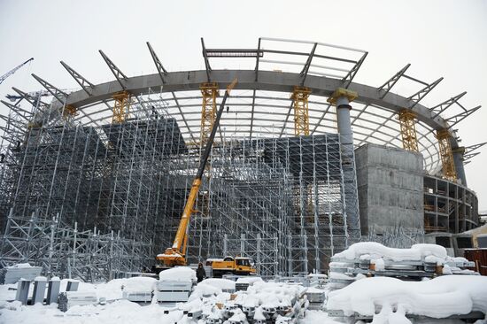 Vitaly Mutko visits Central Stadium modernization project in Yekaterinburg