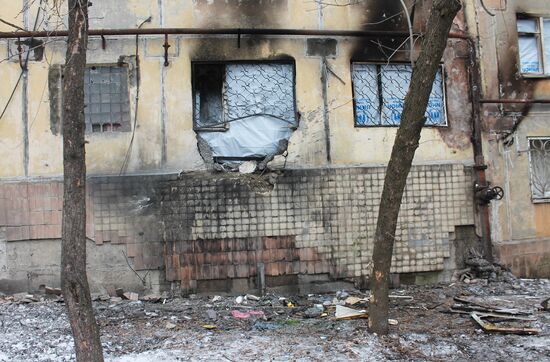 Aftermath of last night's shelling in Donetsk