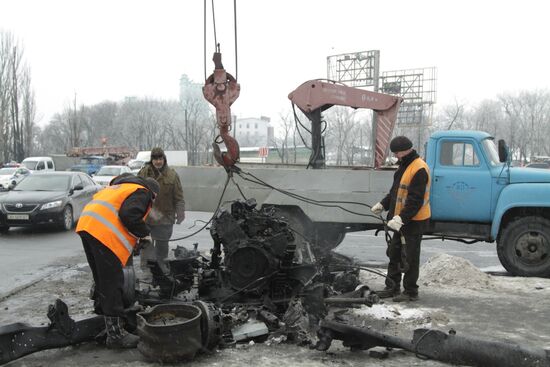 Aftermath of last night's shelling in Donetsk