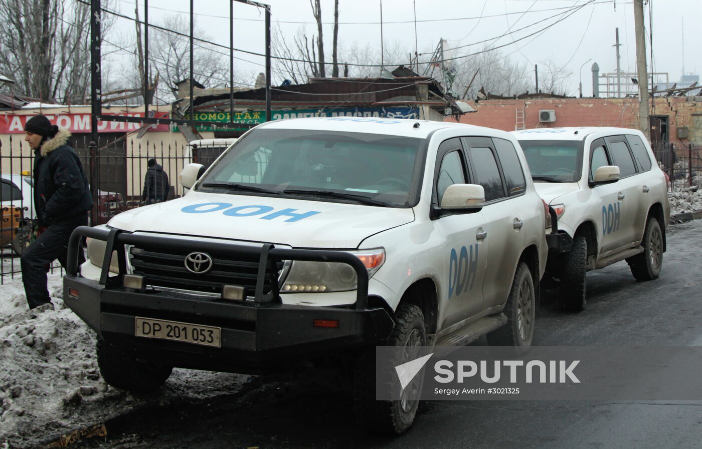 Aftermath of last night's shelling in Donetsk
