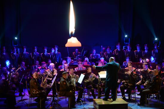 Central Military District song company and orchestra give concert in memory of Alexandrov Song and Dance Company