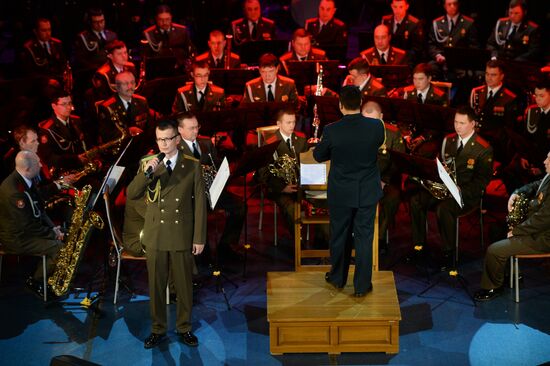 Central Military District song company and orchestra give concert in memory of Alexandrov Song and Dance Company