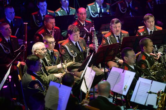 Central Military District song company and orchestra give concert in memory of Alexandrov Song and Dance Company