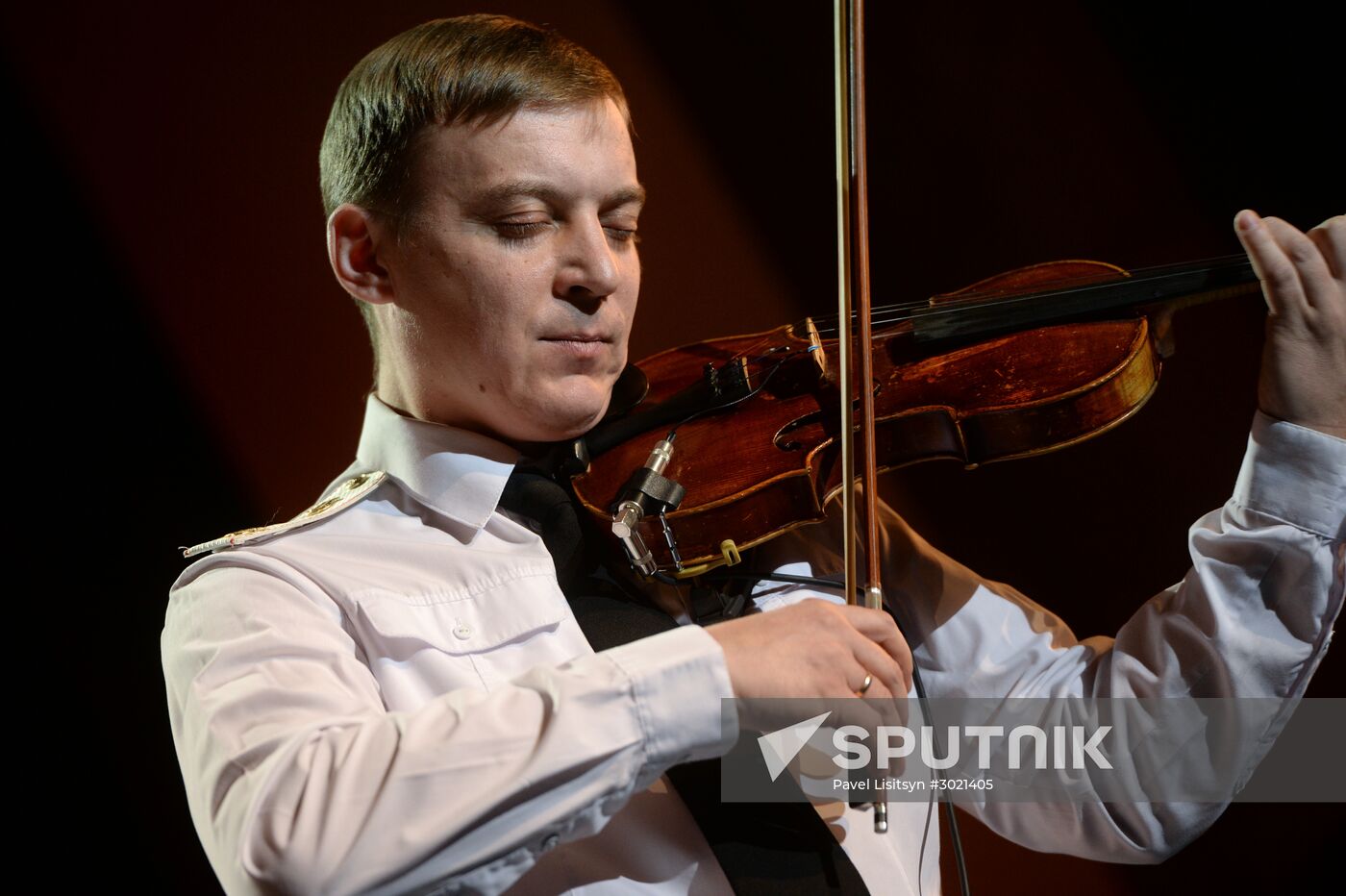 Central Military District song company and orchestra give concert in memory of Alexandrov Song and Dance Company