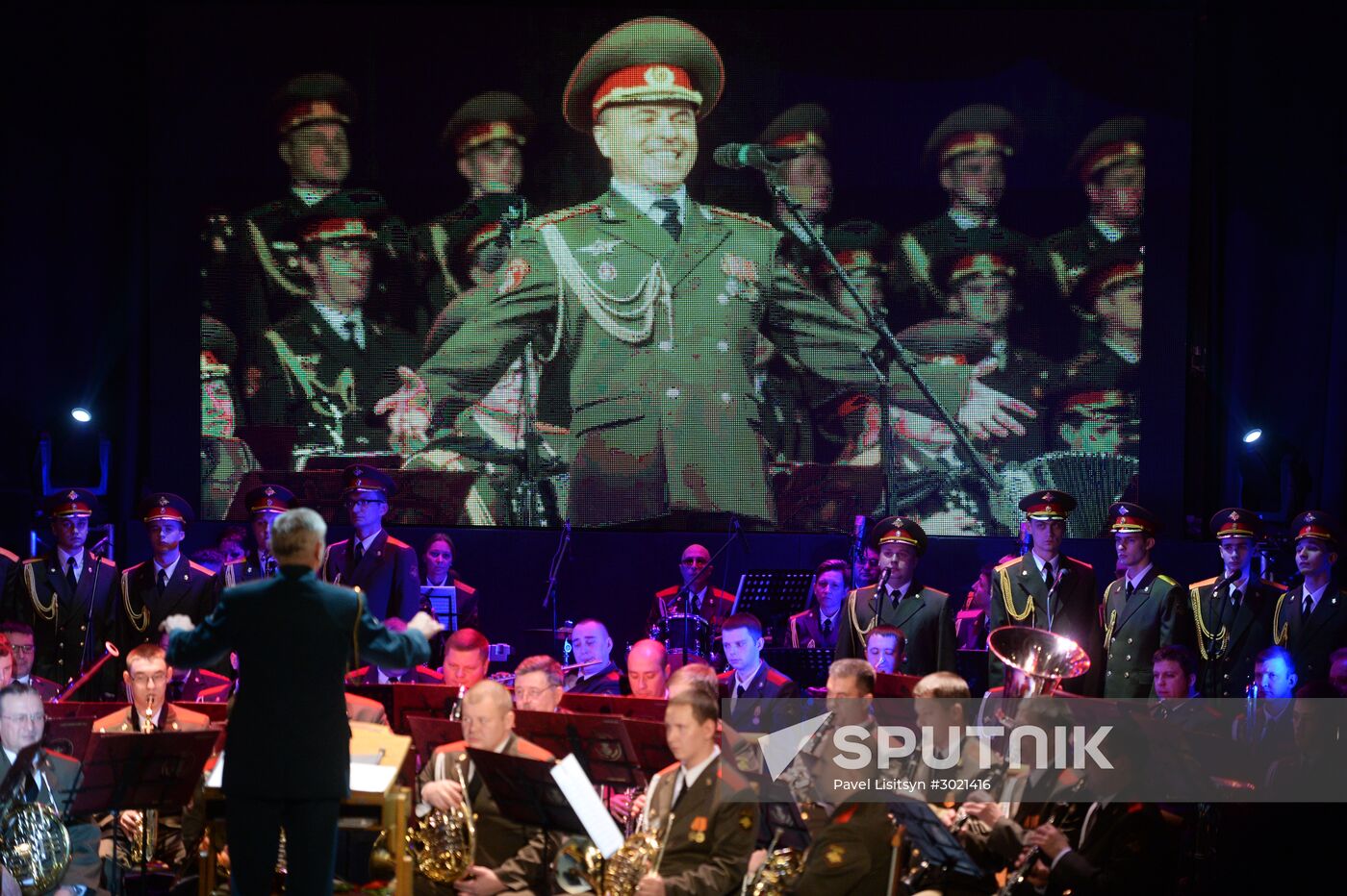 Central Military District song company and orchestra give concert in memory of Alexandrov Song and Dance Company
