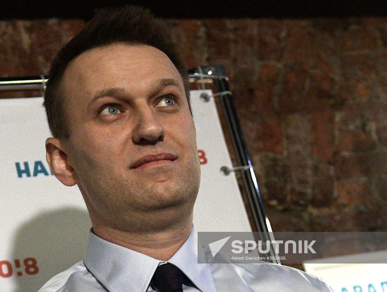 Alexei Navalny's headquarters open in St. Petersburg