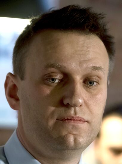 Alexei Navalny's headquarters open in St. Petersburg