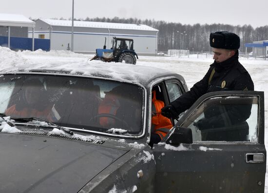 Russia sets up border control zones on the frontier with Belarus