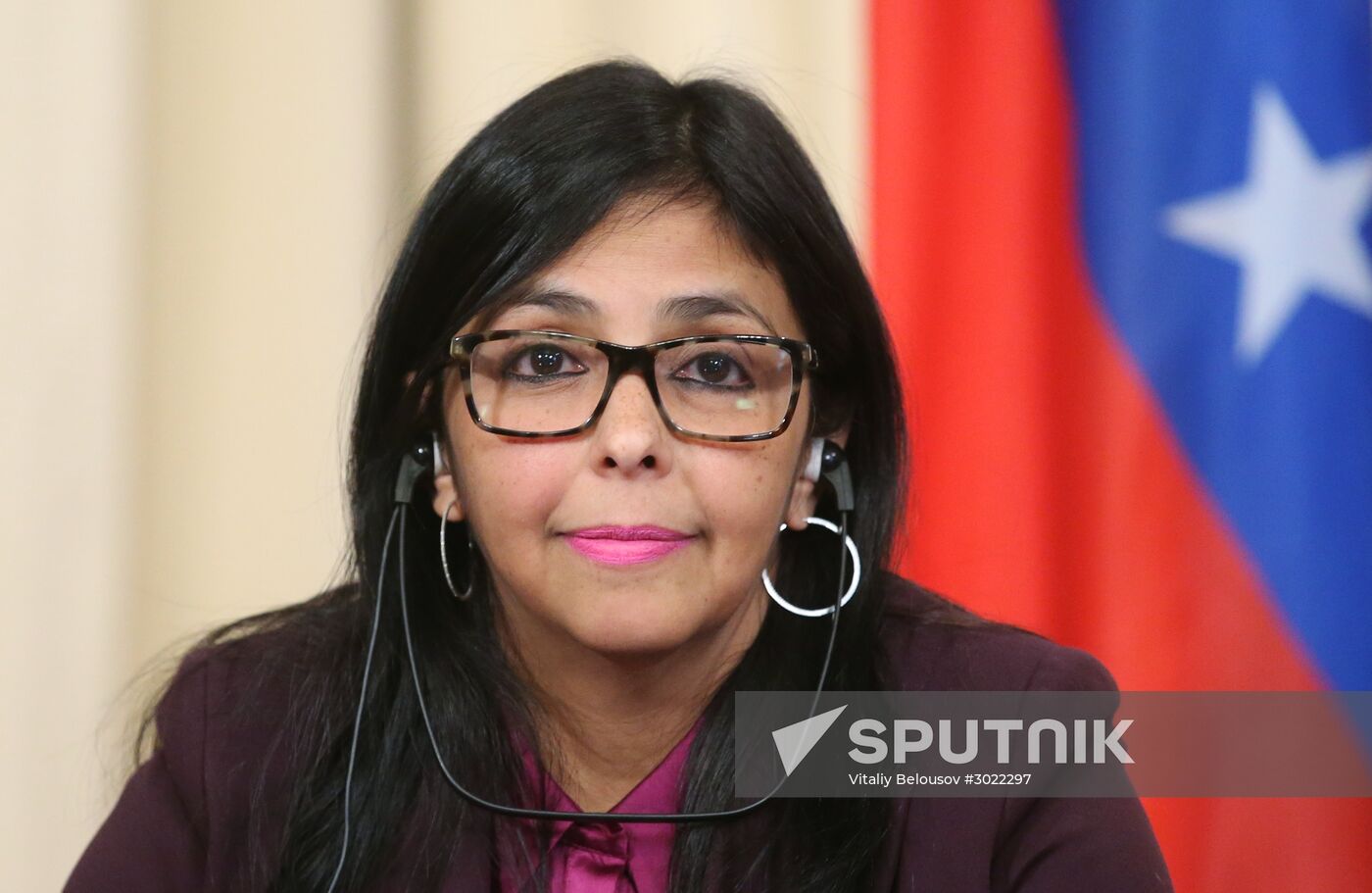 Russian Foreign Minister Sergei Lavrov meets with his Venezuelan counterpart Delcy Rodriguez