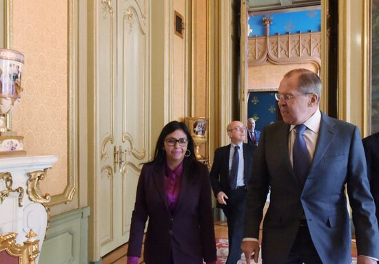 Russian Foreign Minister Sergei Lavrov meets with his Venezuelan counterpart Delcy Rodriguez