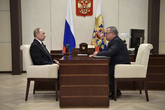 President Putin meets with VTB CEO Kostin