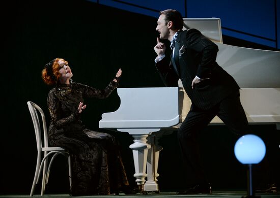 Dress rehearsal of play "Apples & Oranges"