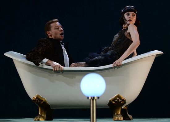 Dress rehearsal of play "Apples & Oranges"