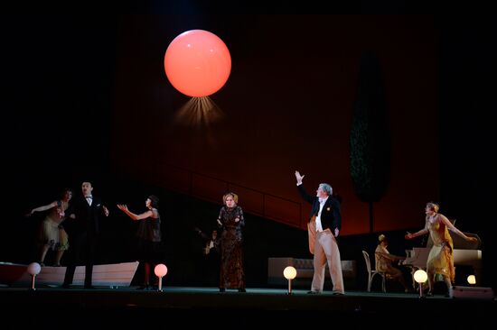 Dress rehearsal of play "Apples & Oranges"