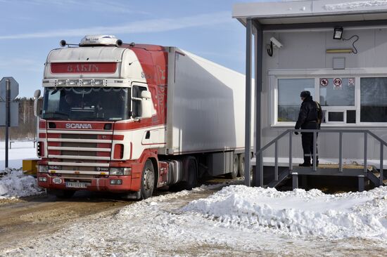 Russia sets up border control zones on the frontier with Belarus