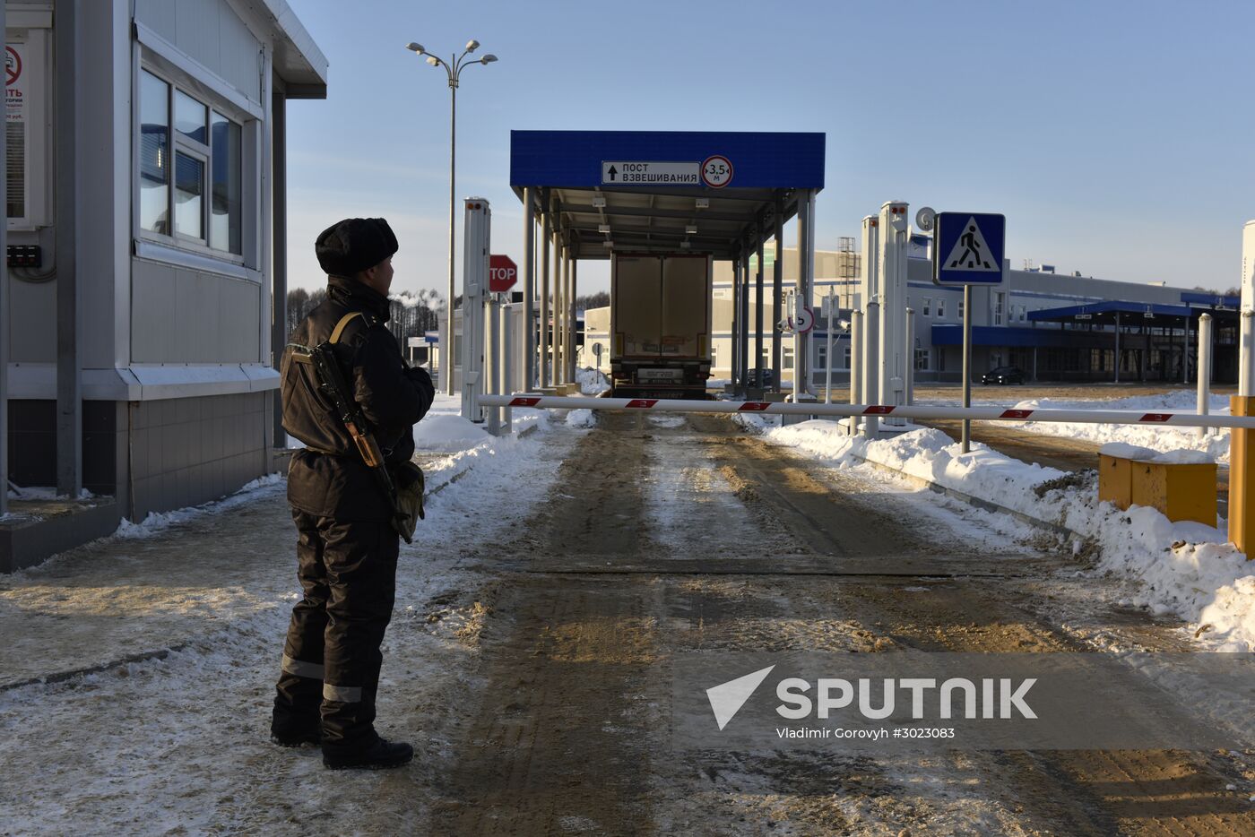 Russia sets up border control zones on the frontier with Belarus