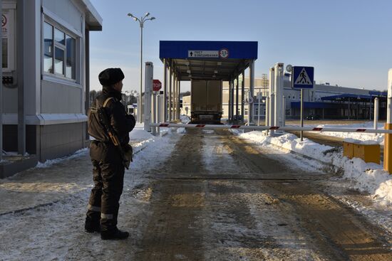 Russia sets up border control zones on the frontier with Belarus