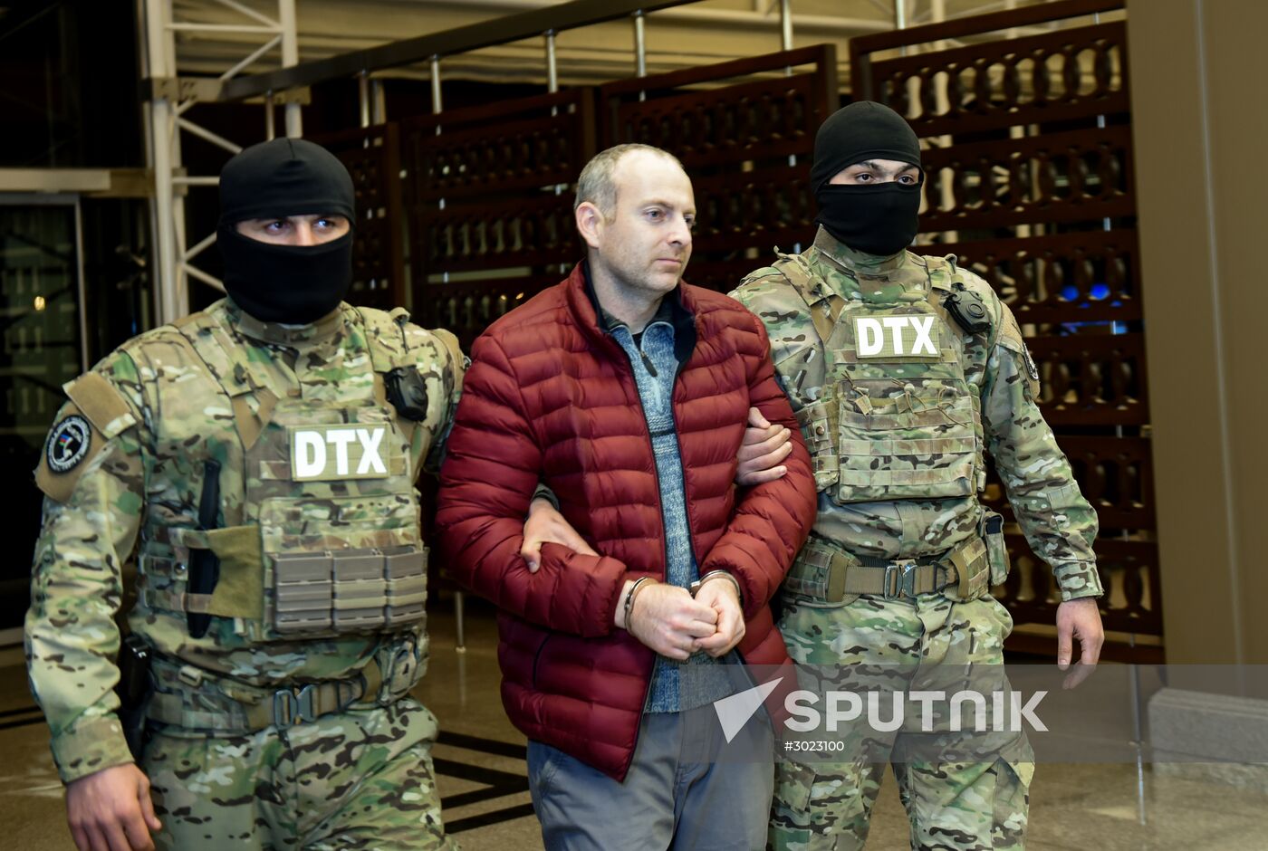 Blogger Alexander Lapshin extradited from Minsk to Baku