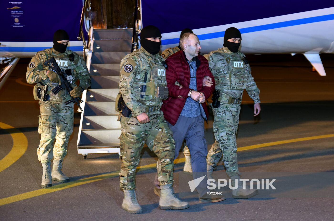 Blogger Alexander Lapshin extradited from Minsk to Baku