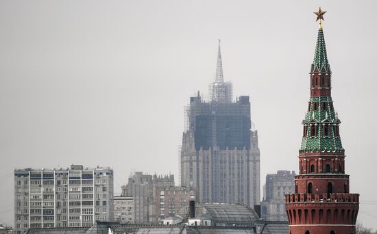 Renovation of Foreign Ministry's spire continues