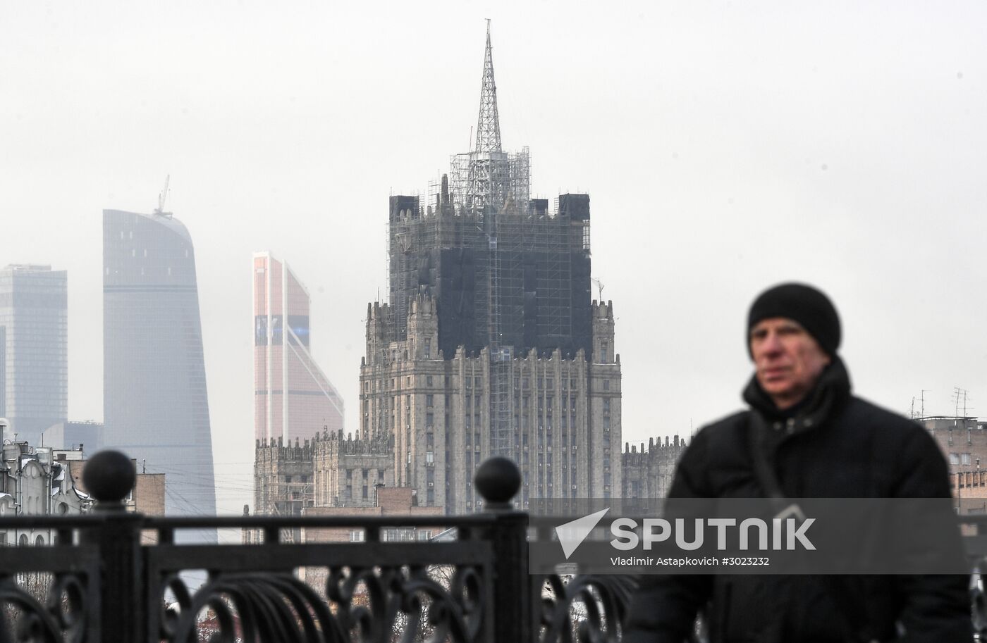 Renovation of Foreign Ministry's spire continues