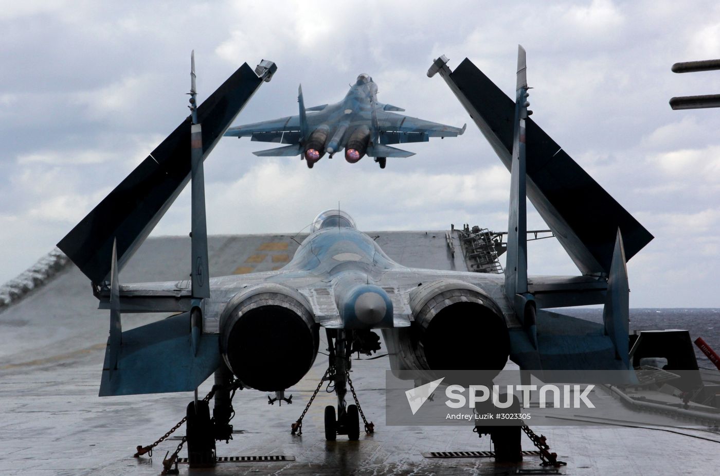 Distant sea voyage by Russian Northern Fleet's combat vessels