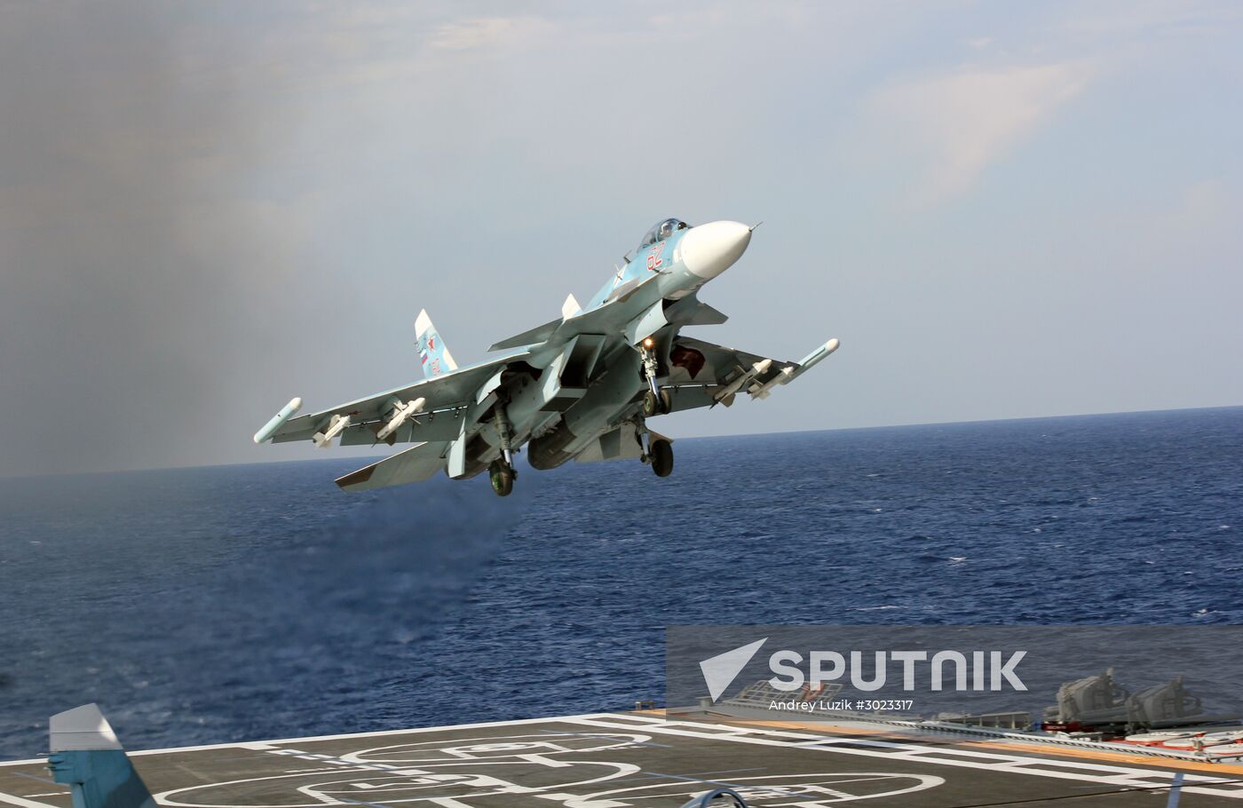 Distant sea voyage by Russian Northern Fleet's combat vessels