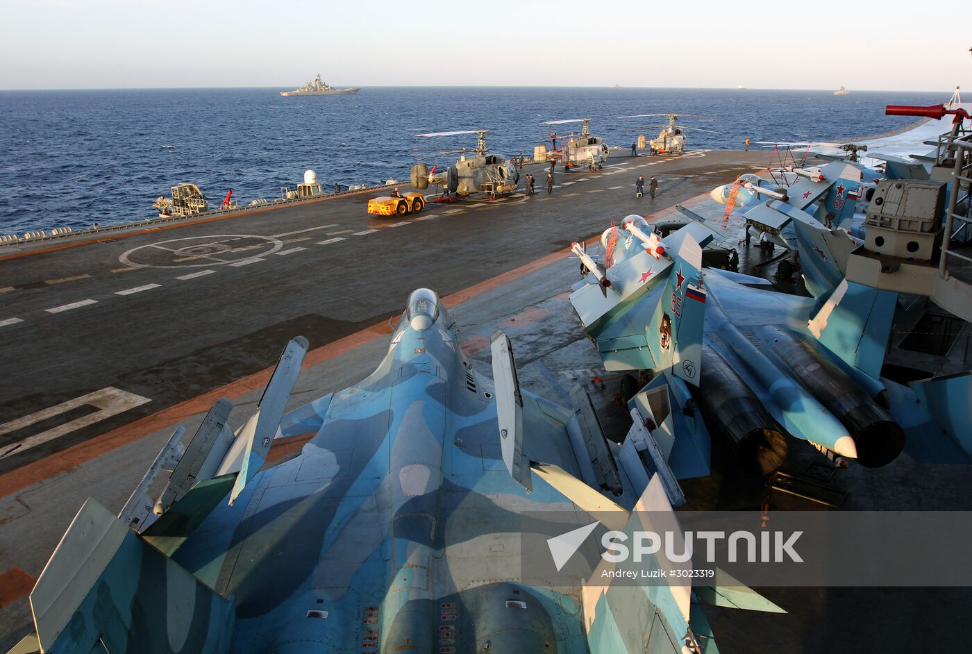 Distant sea voyage by Russian Northern Fleet's combat vessels