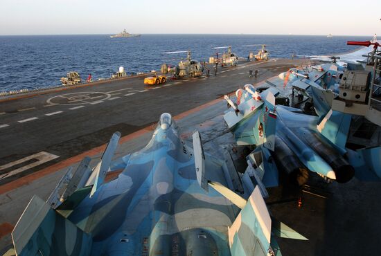 Distant sea voyage by Russian Northern Fleet's combat vessels