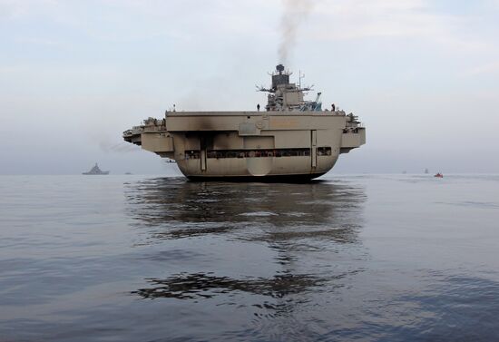 Distant sea voyage by Russian Northern Fleet's combat vessels