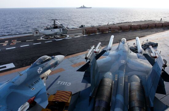 Distant sea voyage by Russian Northern Fleet's combat vessels