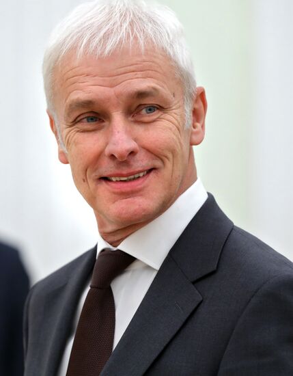 President Vladimir Putin meets with Volkswagen AG Management Board Chair Matthias Müller