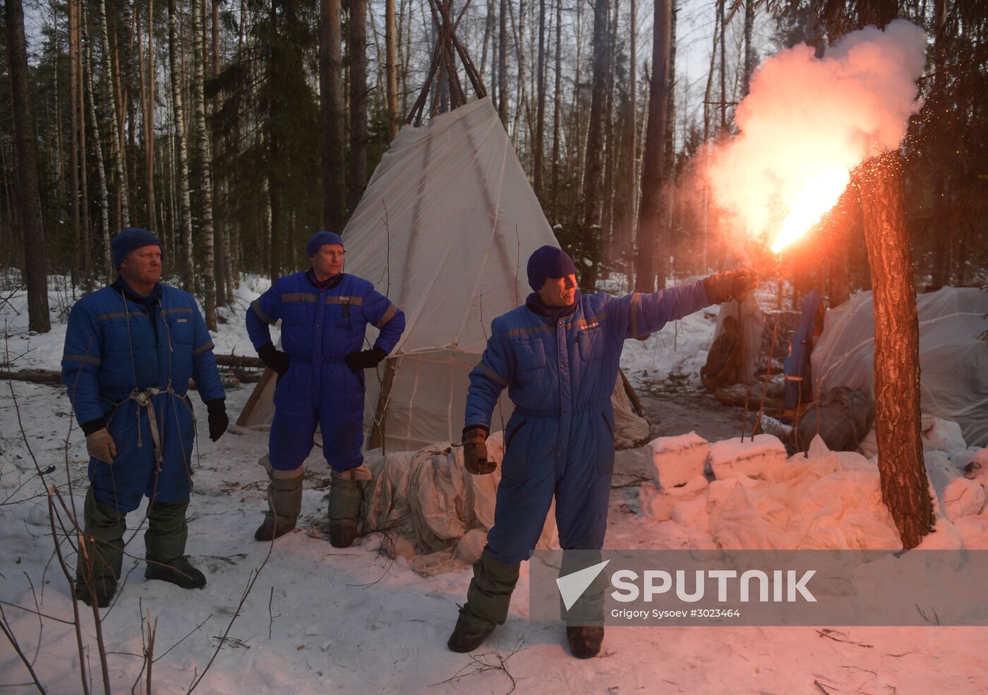 Cosmonauts during winter survival training session