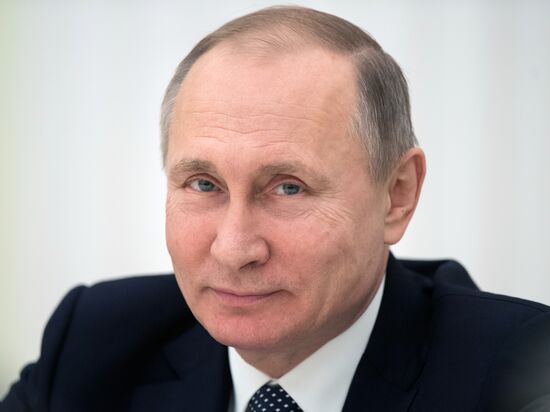 President Vladimir Putin meets with Volkswagen AG Management Board Chair Matthias Müller