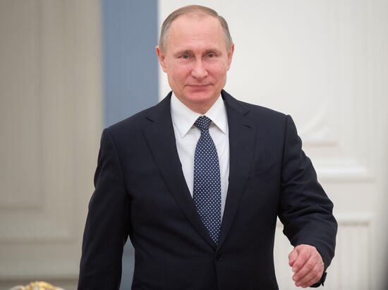 President Vladimir Putin meets with Volkswagen AG CEO Matthias Mueller