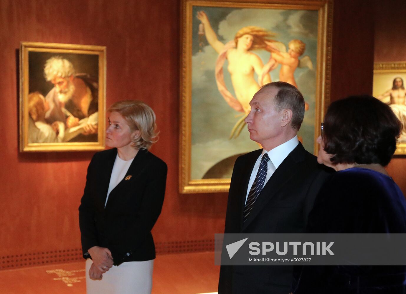 President Vladimir Putin visits "Roma. Aeterna. Vatican Pinacoteca Masterpieces" exhibition at Tretyakov Gallery