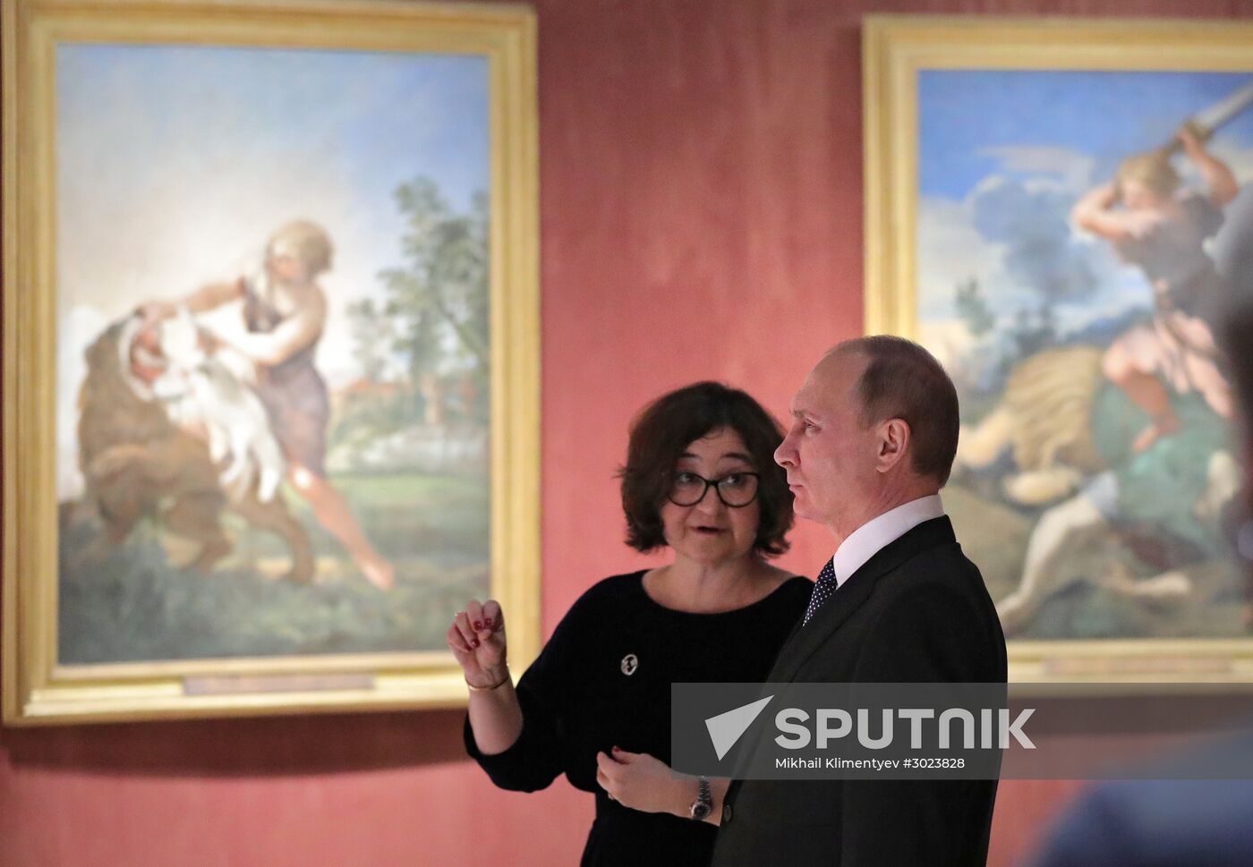 President Vladimir Putin visits "Roma. Aeterna. Vatican Pinacoteca Masterpieces" exhibition at Tretyakov Gallery