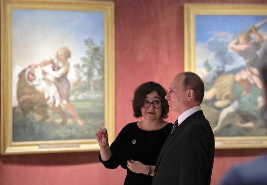 President Vladimir Putin visits "Roma. Aeterna. Vatican Pinacoteca Masterpieces" exhibition at Tretyakov Gallery