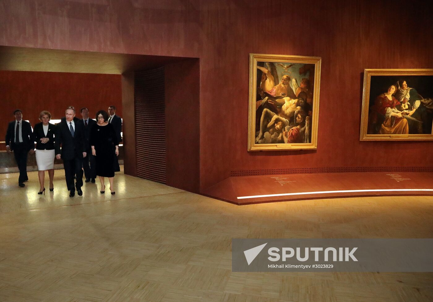 President Vladimir Putin visits "Roma. Aeterna. Vatican Pinacoteca Masterpieces" exhibition at Tretyakov Gallery